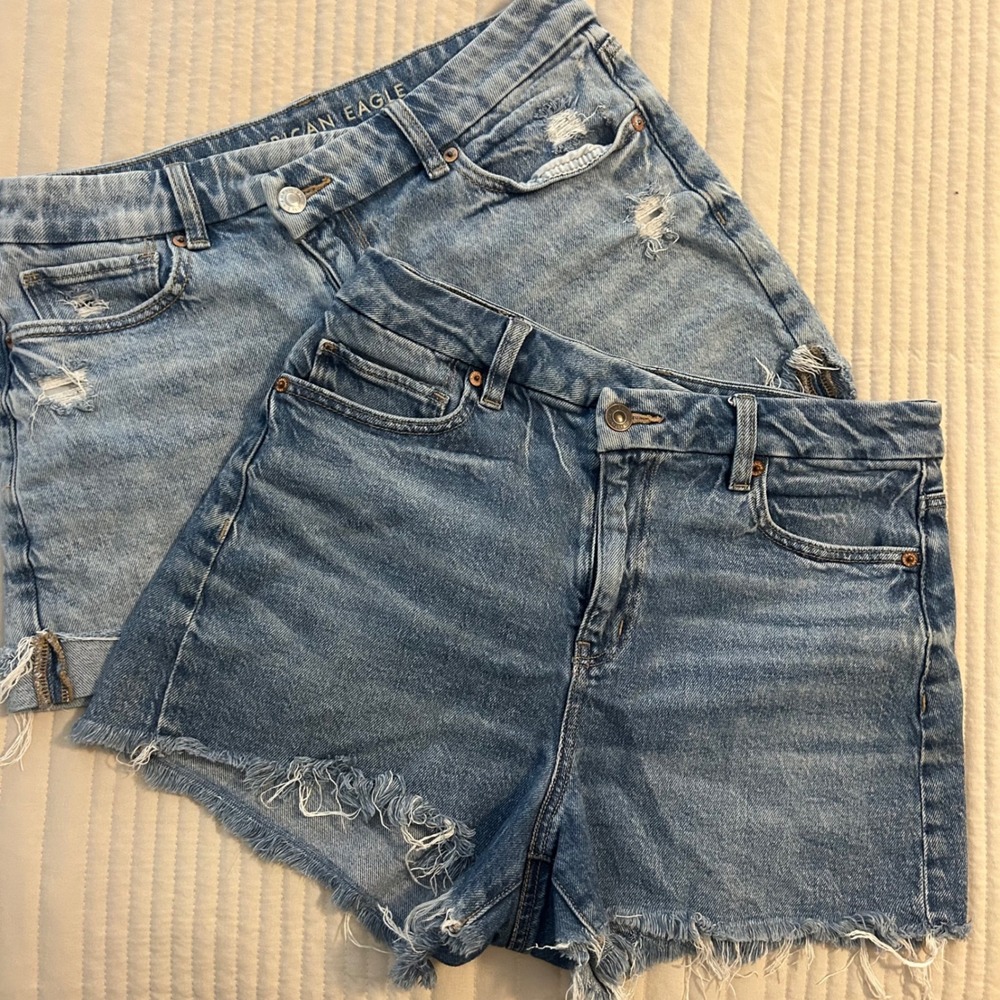 American Eagle curvy Mom denim jeans shorts size 8